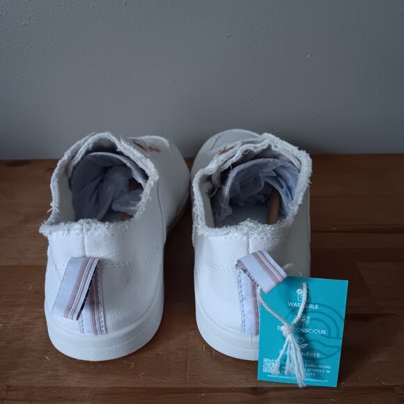 Vionic Beach Pismo 6.5 Wide Casual Beach Sneaker: Canvas, Cream NEW WITH DEFECTS - Picture 7 of 14